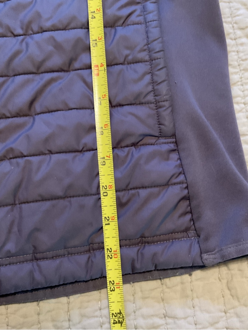 The North Face Quilted Logo Vest - Picture 11 of 12
